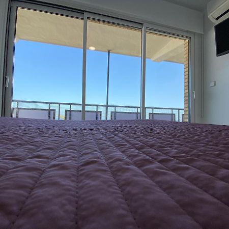 Atico En Primerisima Linea De Playa!!! Dénia Eksteriør billede
