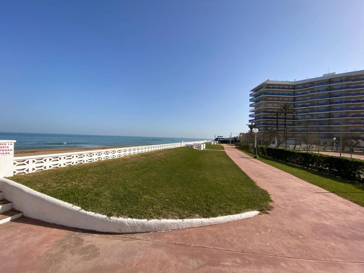 Atico En Primerisima Linea De Playa!!! Dénia Eksteriør billede
