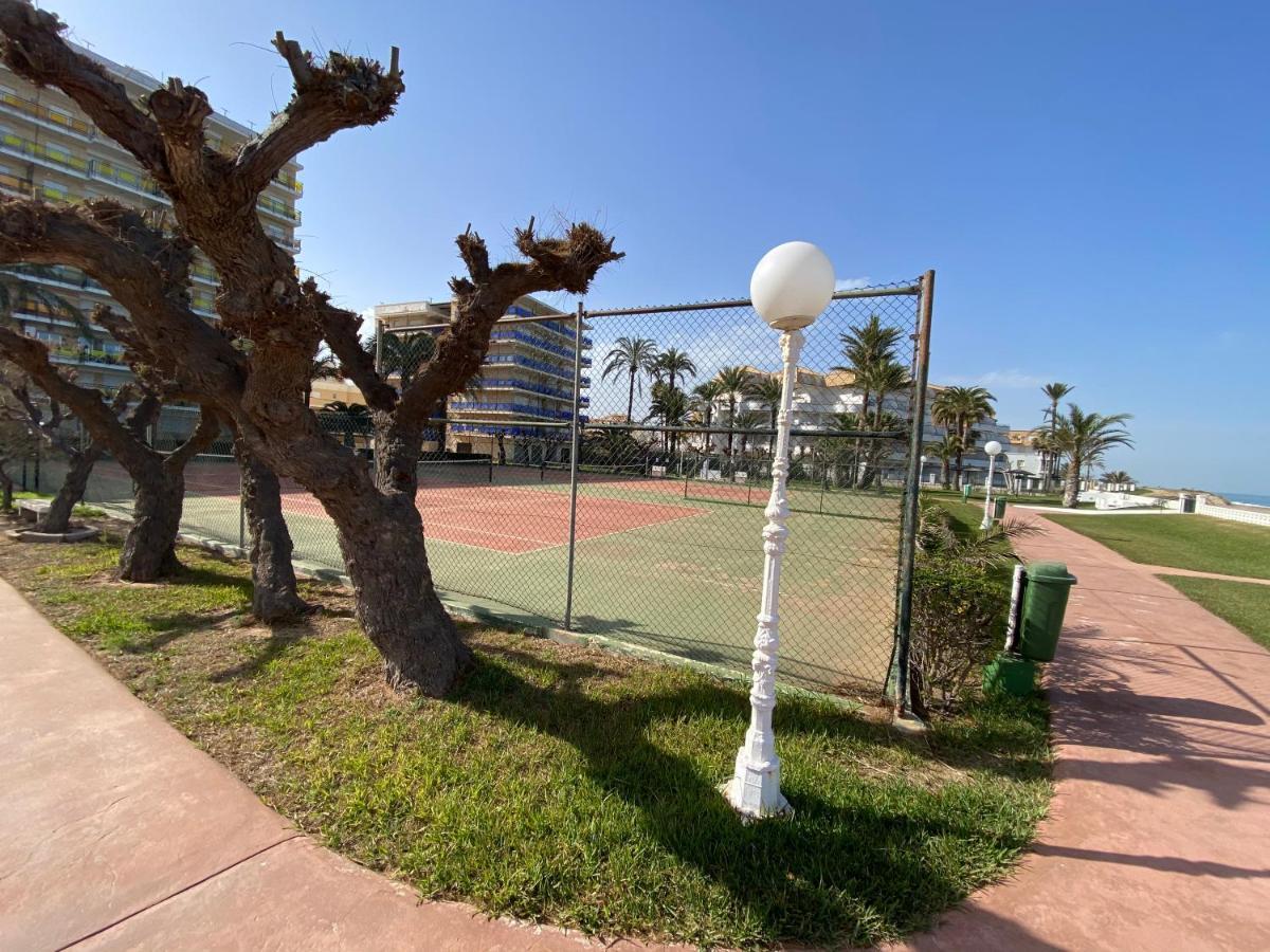 Atico En Primerisima Linea De Playa!!! Dénia Eksteriør billede